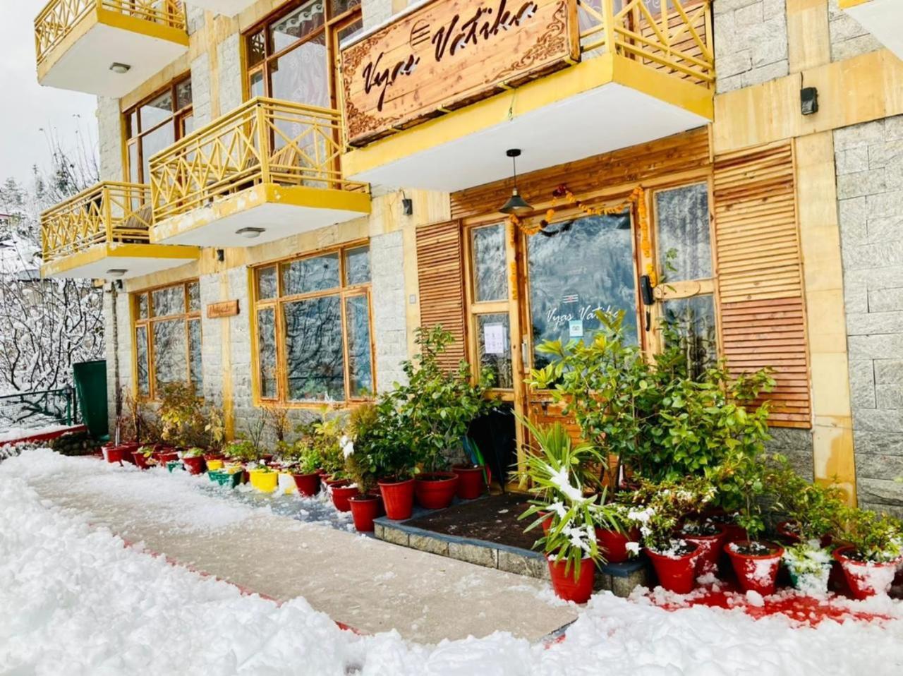Vyas Vatika Hotel Manāli Exterior foto